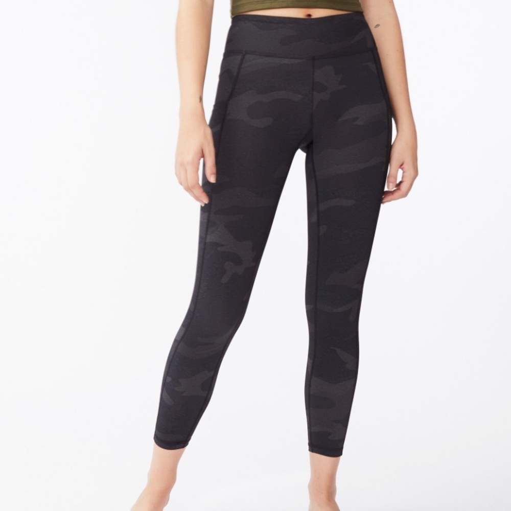 Camouflage Aeropostale flex leggings - high rise